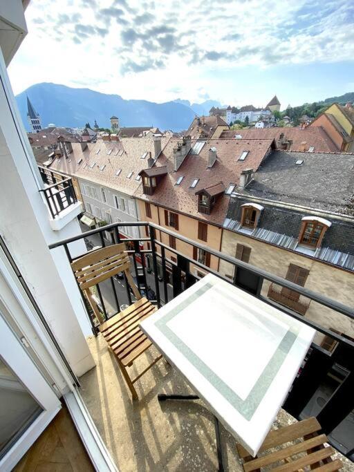 T3 De 73 M2 , Garage , Vue Montagnes Et Chateau Анси Экстерьер фото